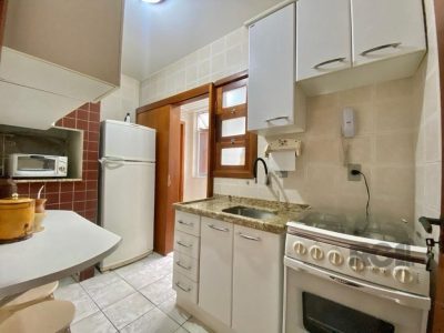 Apartamento à venda com 90m², 3 quartos, 1 suíte, 1 vaga no bairro Zona Nova em Capão da Canoa - Foto 10