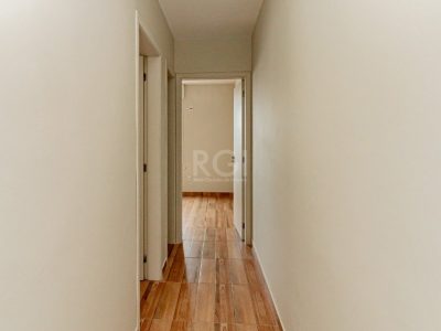 Apartamento à venda com 74m², 2 quartos, 1 vaga no bairro Vila Ipiranga em Porto Alegre - Foto 11