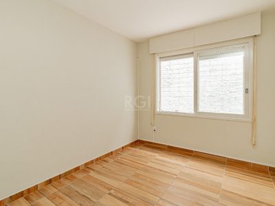 Apartamento à venda com 74m², 2 quartos, 1 vaga no bairro Vila Ipiranga em Porto Alegre - Foto 12