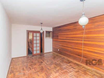 Casa à venda com 200m², 3 quartos, 3 vagas no bairro Cristal em Porto Alegre - Foto 13