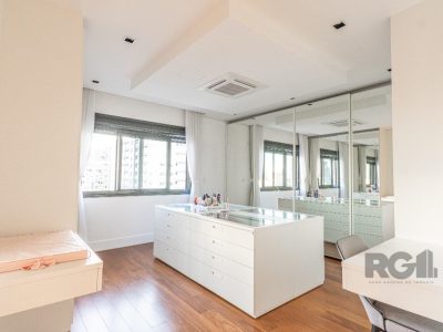 Cobertura à venda com 326m², 3 quartos, 3 suítes, 4 vagas no bairro Bela Vista em Porto Alegre - Foto 36