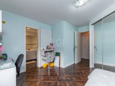 Casa Condominio à venda com 446m², 4 quartos, 4 suítes, 4 vagas no bairro Jardim Carvalho em Porto Alegre - Foto 23