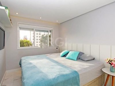 Apartamento à venda com 73m², 3 quartos, 1 suíte, 1 vaga no bairro Passo d'Areia em Porto Alegre - Foto 16