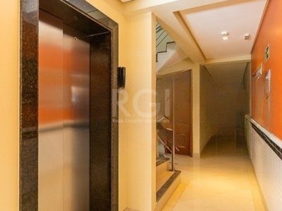 Apartamento à venda com 71m², 1 quarto, 1 suíte, 1 vaga no bairro Petrópolis em Porto Alegre - Foto 2