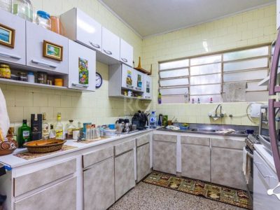 Casa à venda com 221m², 4 quartos, 1 suíte, 2 vagas no bairro São Geraldo em Porto Alegre - Foto 7