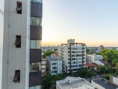 Apartamento à venda com 96m², 3 quartos, 1 suíte, 2 vagas no bairro Higienópolis em Porto Alegre - Foto 23