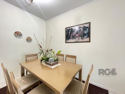 Apartamento à venda com 87m², 2 quartos, 1 suíte, 2 vagas no bairro Centro em Capão da Canoa - Foto 5