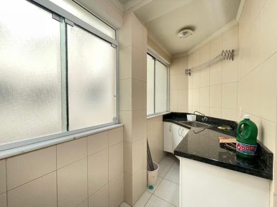 Apartamento à venda com 87m², 2 quartos, 1 suíte, 2 vagas no bairro Centro em Capão da Canoa - Foto 11