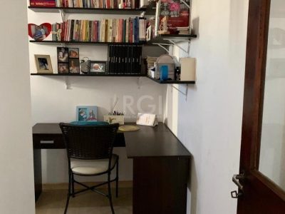 Cobertura à venda com 134m², 3 quartos, 1 suíte, 1 vaga no bairro Santana em Porto Alegre - Foto 16