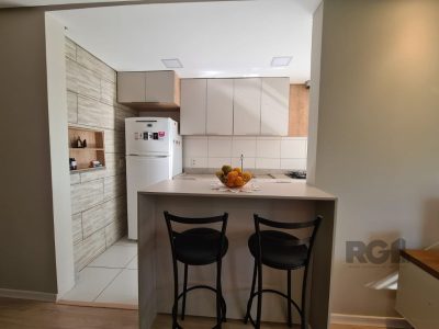 Apartamento à venda com 61m², 2 quartos, 1 suíte, 1 vaga no bairro Medianeira em Porto Alegre - Foto 15