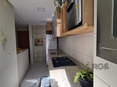 Apartamento à venda com 61m², 2 quartos, 1 suíte, 1 vaga no bairro Medianeira em Porto Alegre - Foto 14