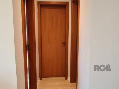 Apartamento à venda com 61m², 2 quartos, 1 suíte, 1 vaga no bairro Medianeira em Porto Alegre - Foto 16