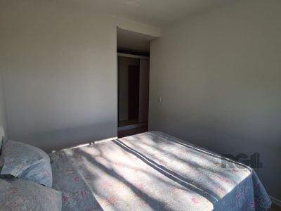 Apartamento à venda com 61m², 2 quartos, 1 suíte, 1 vaga no bairro Medianeira em Porto Alegre - Foto 29