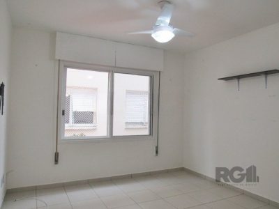 Apartamento à venda com 49m², 1 quarto, 1 suíte no bairro Floresta em Porto Alegre - Foto 2