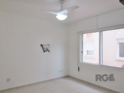 Apartamento à venda com 49m², 1 quarto, 1 suíte no bairro Floresta em Porto Alegre - Foto 3