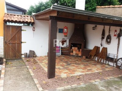 Casa à venda com 250m², 5 quartos, 3 suítes, 2 vagas no bairro Ipanema em Porto Alegre - Foto 13