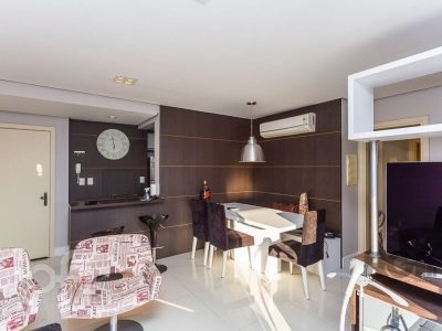 Apartamento à venda com 87m², 3 quartos, 1 suíte, 2 vagas no bairro Centro Histórico em Porto Alegre - Foto 3