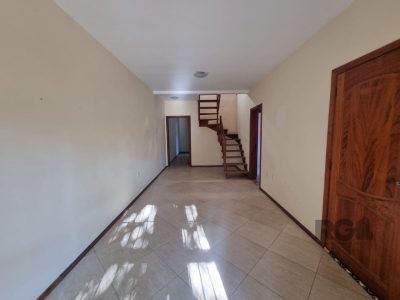 Casa à venda com 98m², 2 quartos, 1 suíte, 3 vagas no bairro Ipanema em Porto Alegre - Foto 16