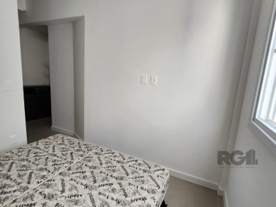 Apartamento à venda com 66m², 2 quartos, 1 suíte, 1 vaga no bairro Centro em Capão da Canoa - Foto 6