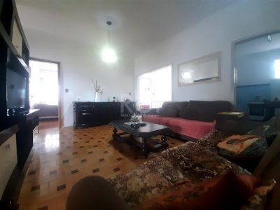 Casa à venda com 243m², 3 quartos, 5 vagas no bairro Medianeira em Porto Alegre - Foto 15