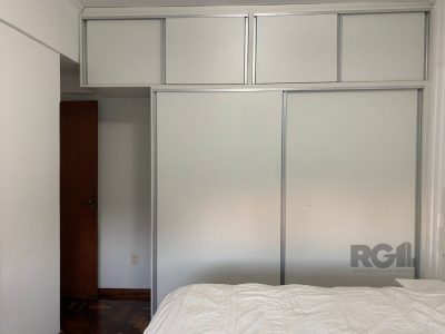 Apartamento à venda com 107m², 3 quartos, 2 suítes, 1 vaga no bairro Petrópolis em Porto Alegre - Foto 18