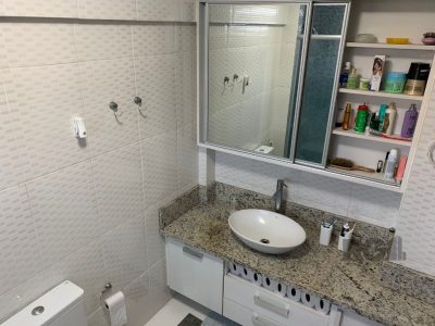 Apartamento à venda com 107m², 3 quartos, 2 suítes, 1 vaga no bairro Petrópolis em Porto Alegre - Foto 21