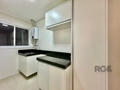 Apartamento à venda com 83m², 2 quartos, 1 suíte, 1 vaga no bairro Centro em Capão da Canoa - Foto 11