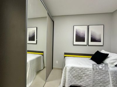 Apartamento à venda com 83m², 2 quartos, 1 suíte, 1 vaga no bairro Centro em Capão da Canoa - Foto 13