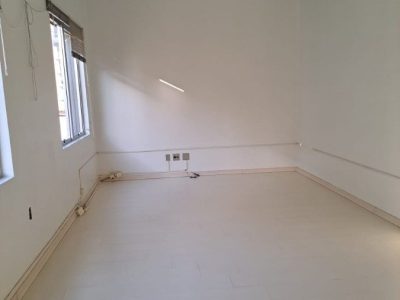 Conjunto/Sala à venda com 32m² no bairro Moinhos de Vento em Porto Alegre - Foto 3