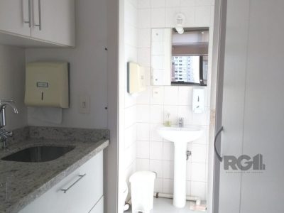 Conjunto/Sala à venda com 48m², 1 vaga no bairro Bom Fim em Porto Alegre - Foto 2