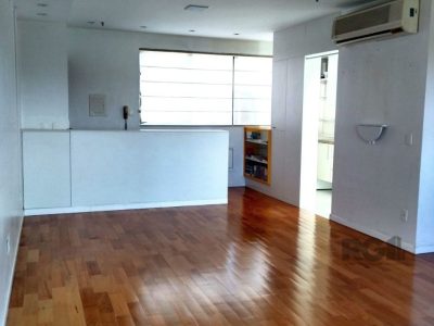 Conjunto/Sala à venda com 48m², 1 vaga no bairro Bom Fim em Porto Alegre - Foto 4