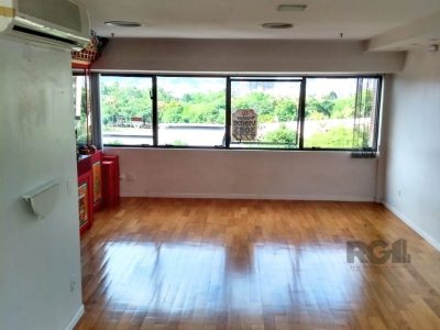 Conjunto/Sala à venda com 48m², 1 vaga no bairro Bom Fim em Porto Alegre - Foto 12