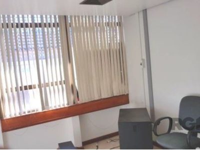 Conjunto/Sala à venda com 518m², 2 vagas no bairro São Geraldo em Porto Alegre - Foto 34