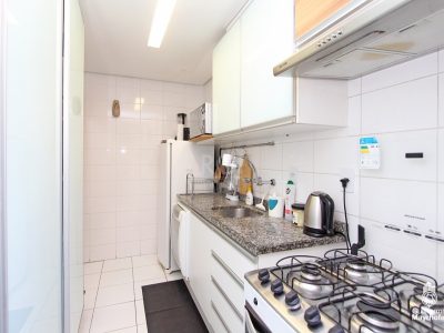 Apartamento à venda com 77m², 2 quartos, 1 suíte, 1 vaga no bairro Petrópolis em Porto Alegre - Foto 17