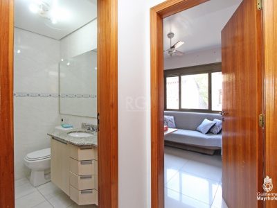 Apartamento à venda com 77m², 2 quartos, 1 suíte, 1 vaga no bairro Petrópolis em Porto Alegre - Foto 9