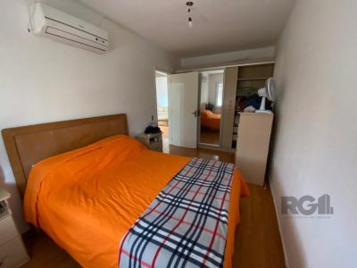 Apartamento à venda com 62m², 2 quartos no bairro Jardim do Salso em Porto Alegre - Foto 4