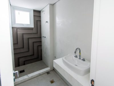 Apartamento à venda com 137m², 3 quartos, 3 suítes, 3 vagas no bairro Cristal em Porto Alegre - Foto 18