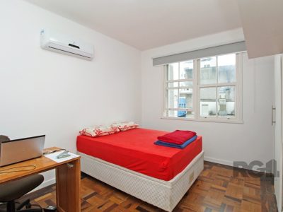 Apartamento à venda com 68m², 2 quartos, 1 suíte no bairro Cidade Baixa em Porto Alegre - Foto 4