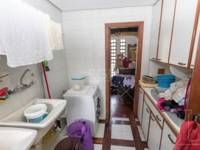 Casa à venda com 349m², 4 quartos, 1 suíte, 3 vagas no bairro Tristeza em Porto Alegre - Foto 12