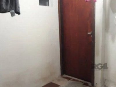 Casa à venda com 200m², 5 quartos, 1 suíte, 4 vagas no bairro Glória em Porto Alegre - Foto 32