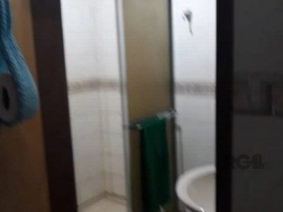 Casa à venda com 200m², 5 quartos, 1 suíte, 4 vagas no bairro Glória em Porto Alegre - Foto 22