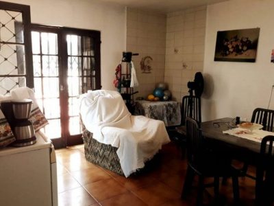 Casa à venda com 200m², 5 quartos, 1 suíte, 4 vagas no bairro Glória em Porto Alegre - Foto 7