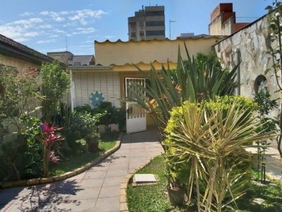 Casa à venda com 200m², 4 quartos, 4 vagas no bairro Passo d'Areia em Porto Alegre - Foto 2