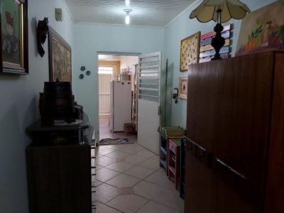 Casa à venda com 200m², 4 quartos, 4 vagas no bairro Passo d'Areia em Porto Alegre - Foto 6