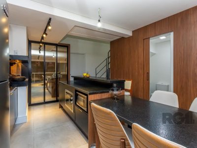 Duplex à venda com 103m², 2 quartos, 2 suítes, 2 vagas no bairro Chácara das Pedras em Porto Alegre - Foto 16