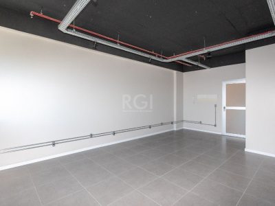 Conjunto/Sala à venda com 34m², 1 vaga no bairro Central Parque em Porto Alegre - Foto 10