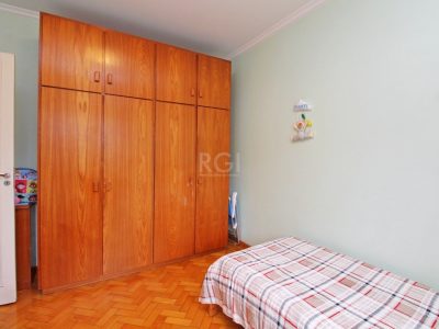 Apartamento à venda com 216m², 4 quartos, 2 suítes, 1 vaga no bairro Centro Histórico em Porto Alegre - Foto 26