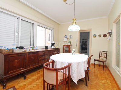 Apartamento à venda com 216m², 4 quartos, 2 suítes, 1 vaga no bairro Centro Histórico em Porto Alegre - Foto 24