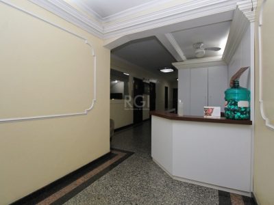 Apartamento à venda com 216m², 4 quartos, 2 suítes, 1 vaga no bairro Centro Histórico em Porto Alegre - Foto 42