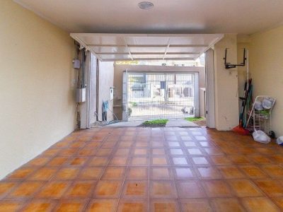 Casa à venda com 465m², 4 quartos, 3 suítes, 4 vagas no bairro Chácara das Pedras em Porto Alegre - Foto 41